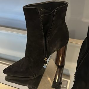 RAID Willa Vegan suede black boots faux wood high heel